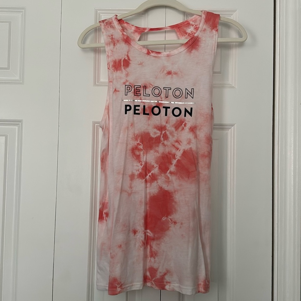 Peloton tank